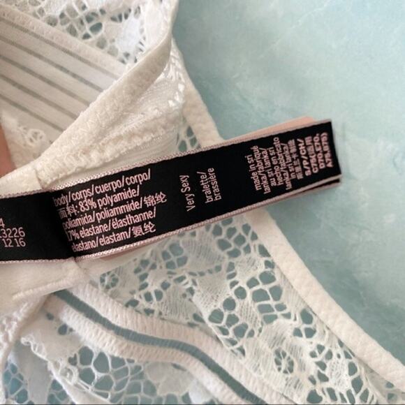 Victoria's Secret white lace halter bralette S NWT - Picture 3 of 4